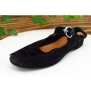 Earthies Sz 7 M Black Strappy Leather‎ Women Sandals